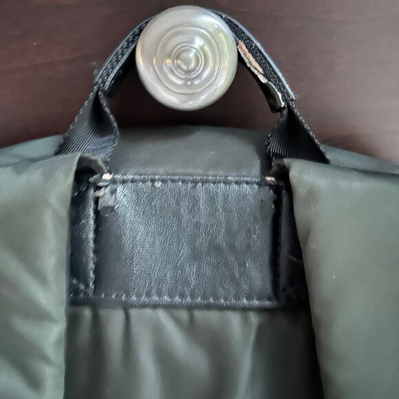 Lululemon Backpack - olive - Picture 1 of 4